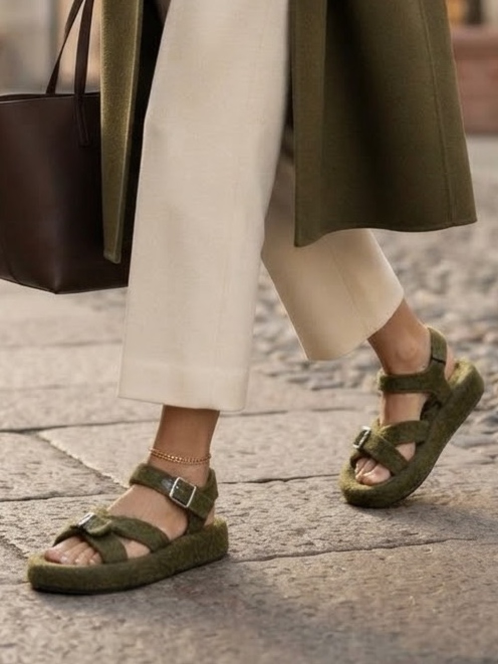 NEW The Row Geri Moss Green Alpaca/Leather Top Buckle Platform Sandal Size 40